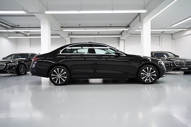 Bild 2: Mercedes-BenZ E 300 de-hybrid 4 MatiC DIESEL-PLUG IN HYBRID / 4X4-ALLRAD / AVANTGARDe