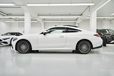 Bild 1: Mercedes-Benz CLE 180 coupe-2 L/1999 cM  ! edition amg-Line ! PANORAMA ! MOTOR/ENGINE 2 L / 1999 cM.