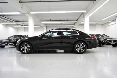 Bild 1: Mercedes-Benz E 200 - MODELL 2026 2x AVANTGARDE (EXTERIEUR & INTERIEUR) keyless go / distronic.