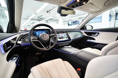 Bild 1: Mercedes-Benz E 200 (BENZIN/PETROL)-M.2025 AVANTGARDE ADVANCED