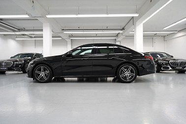 Bild 1 anzeigen Bild 1: Mercedes-Benz E 200 d ! 2026-amg&Night ! !Produktion 2026 ! amg line/night-paket/distronic/keyless-go.