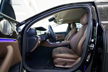 Bild 1: Mercedes-Benz E 200d !AIR BODY CONTROL! bumester sourround-system / LUFTFEDERUNG-air suspension