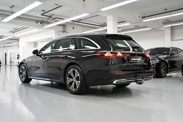 Bild 2 anzeigen Bild 2: Mercedes-Benz E 220 T d - Model 2026 Model 2026 / AVANTGARDE / keless-go / distronic.