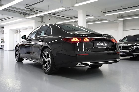 Mercedes-Benz E 220 d - MODELL 2026 2X AVANTGARDE / keyless go / distronic +++. - Markeli-Automobile-München