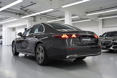Bild 2: Mercedes-Benz E 220 d - MODELL 2026 ! BURMESTER 4D ! GRILL BELEUCHTET/ILLUMINATED ! DIGTAL LIGHT ! .