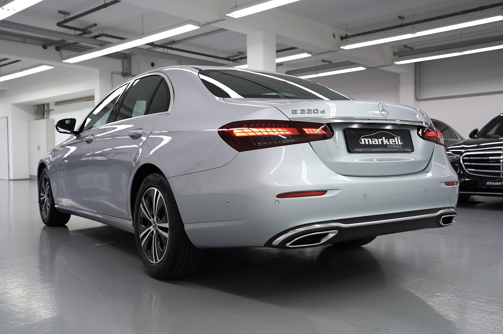 Mercedes Benz E 220 d avantgarde - 2022 EQ BOOST-162KW/220 PS ! NEUE MOTOREN-NEW ENGINE- GENERATION !