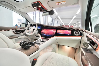 Bild 1: Mercedes-Benz EQS 450 4Matic SUV-m.2025 ! 118 KWH - Battterie ! Model 2025 ! AMG LINE PREMIUM-PLUS !