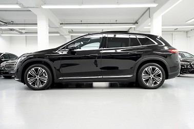 Bild 1: Mercedes-Benz EQS 450+ SUV electric ART PREMIUM / HYPERSCREEN.