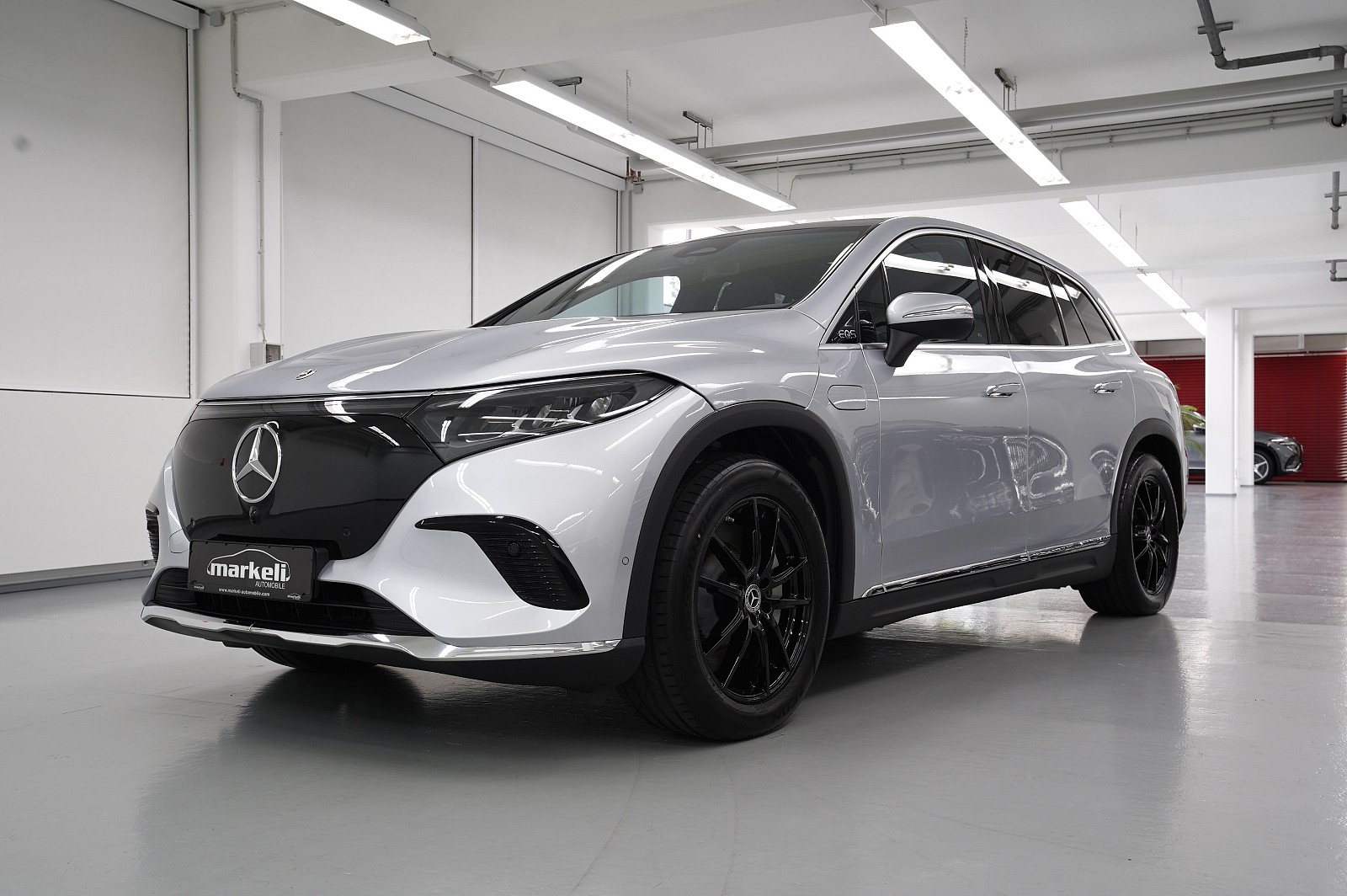 Mercedes- Benz EQS 500 4Matic SUV-7 Sitze 7 Sitze/Seats - 118 kwh Batterie/battery
