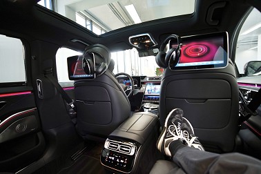 Bild 1: Mercedes-Benz S 450 d 4Matic lang-VOLL AMG LINE / EXECUTIVE SITZ / TV TUNER  / CHAUFFEUR PAKET