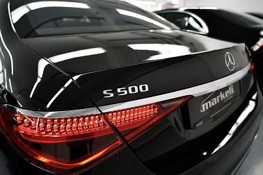Bild 2: Mercedes-Benz S 500 4Matic Lang - AMG  AMG LINE / EXKLUSIV & CHAUFFEUR PAKET / STANDHEIZUNG / TV / +++