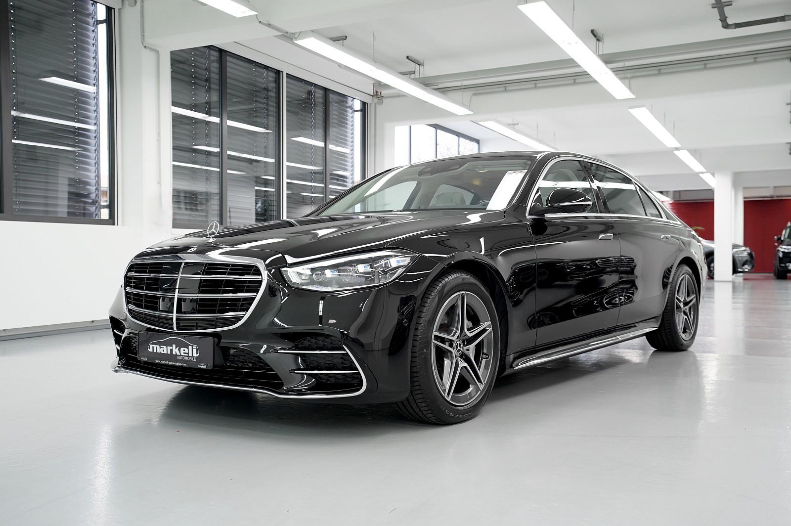 Mercedes-Benz S 580-v8-4Matic lanG-VOLL Modell 2025 - VOLL/FULL -  amg line - exklusiv paket - DRIVE PILOT