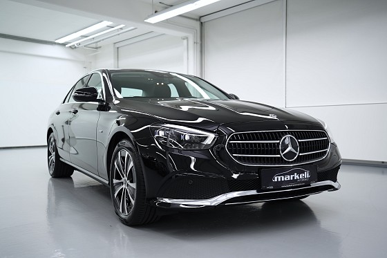 Mercedes-benz E 300 de (diesel-HYBRID) diesel - eq power = PLUG IN HYBRID - MODELL 2021 - Markeli-Automobile-München